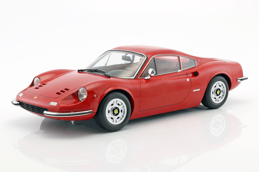 Red 1:12 Model Car I338