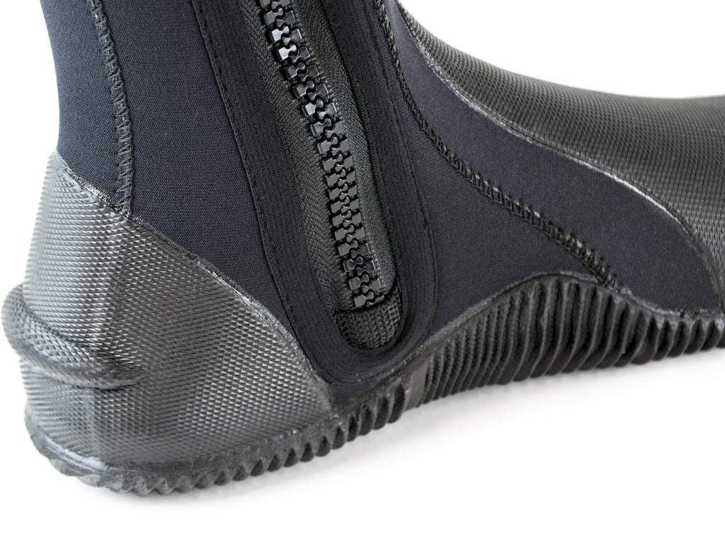 3mm Minorca Boots V10951