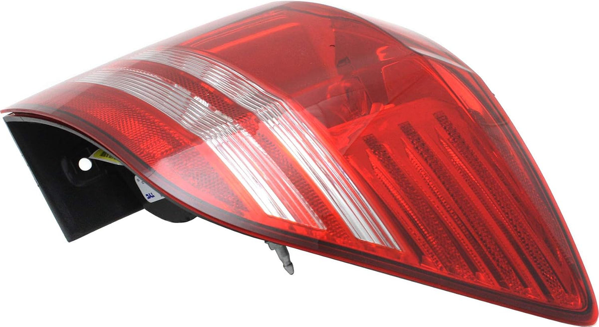 Tail Light RH Outer Assembly Halogen with Turn Signal Light Bulb V315