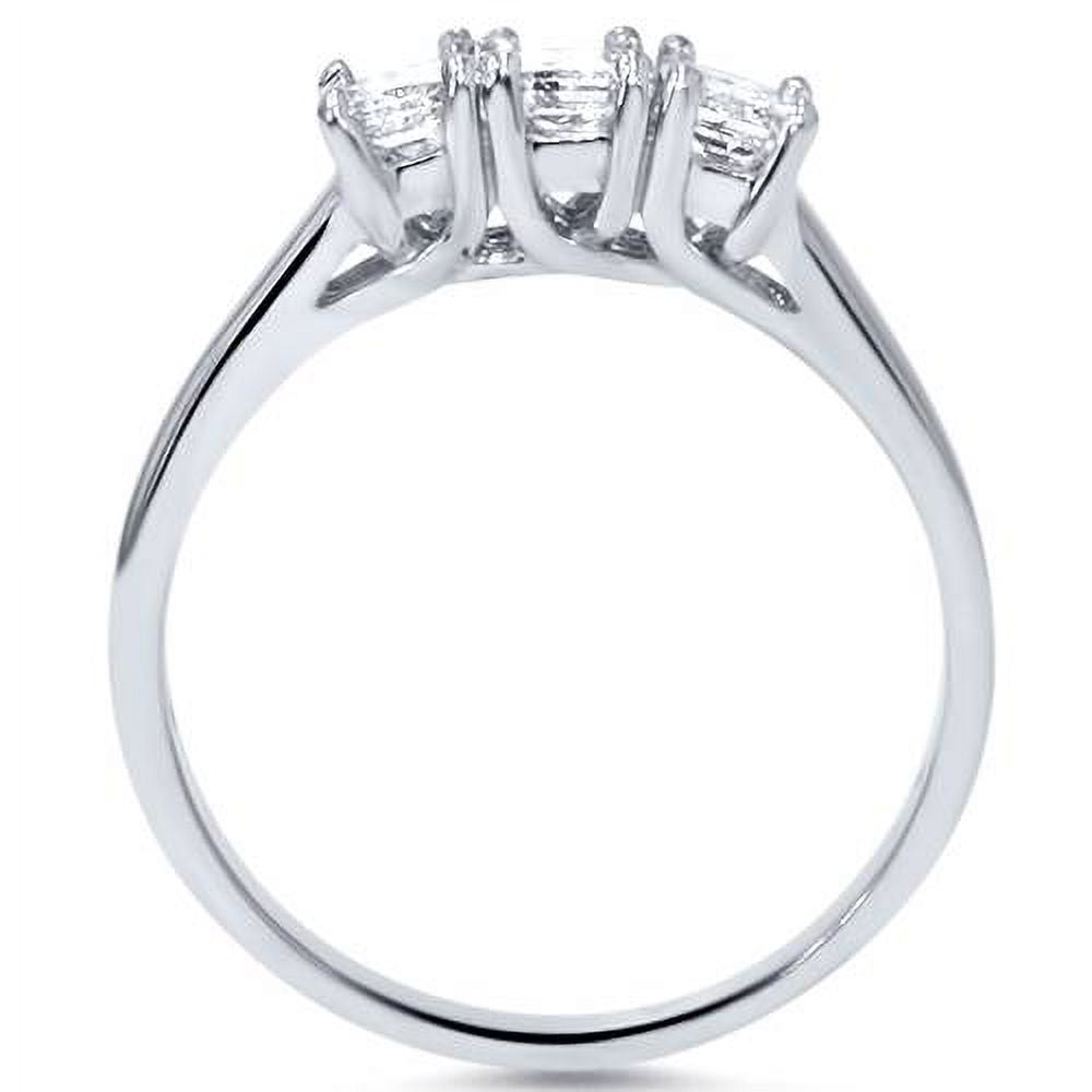 Three Stone Diamond Ring 14K White Gold K589621