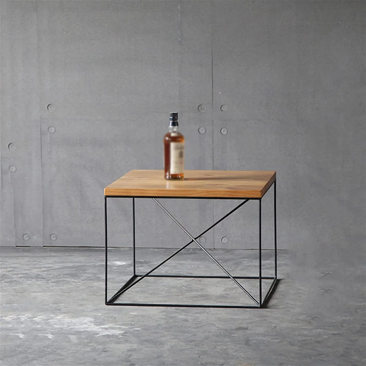 Small Coffee Table B8908