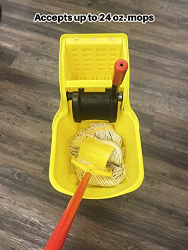 31 QT Yellow Mop Bucket and Wringer Combo on Wheels R457