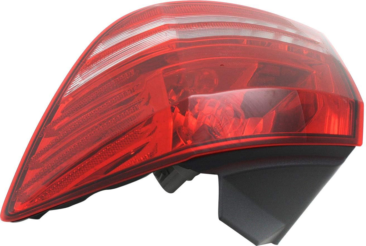 Tail Light RH Outer Assembly Halogen with Turn Signal Light Bulb V315