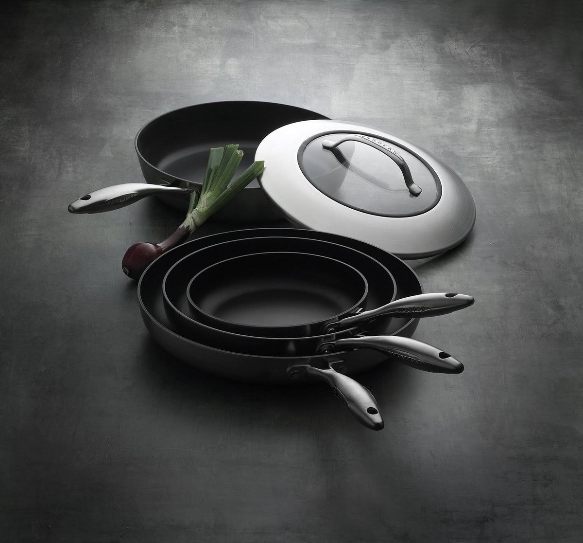12.75 Fry Pan I40437