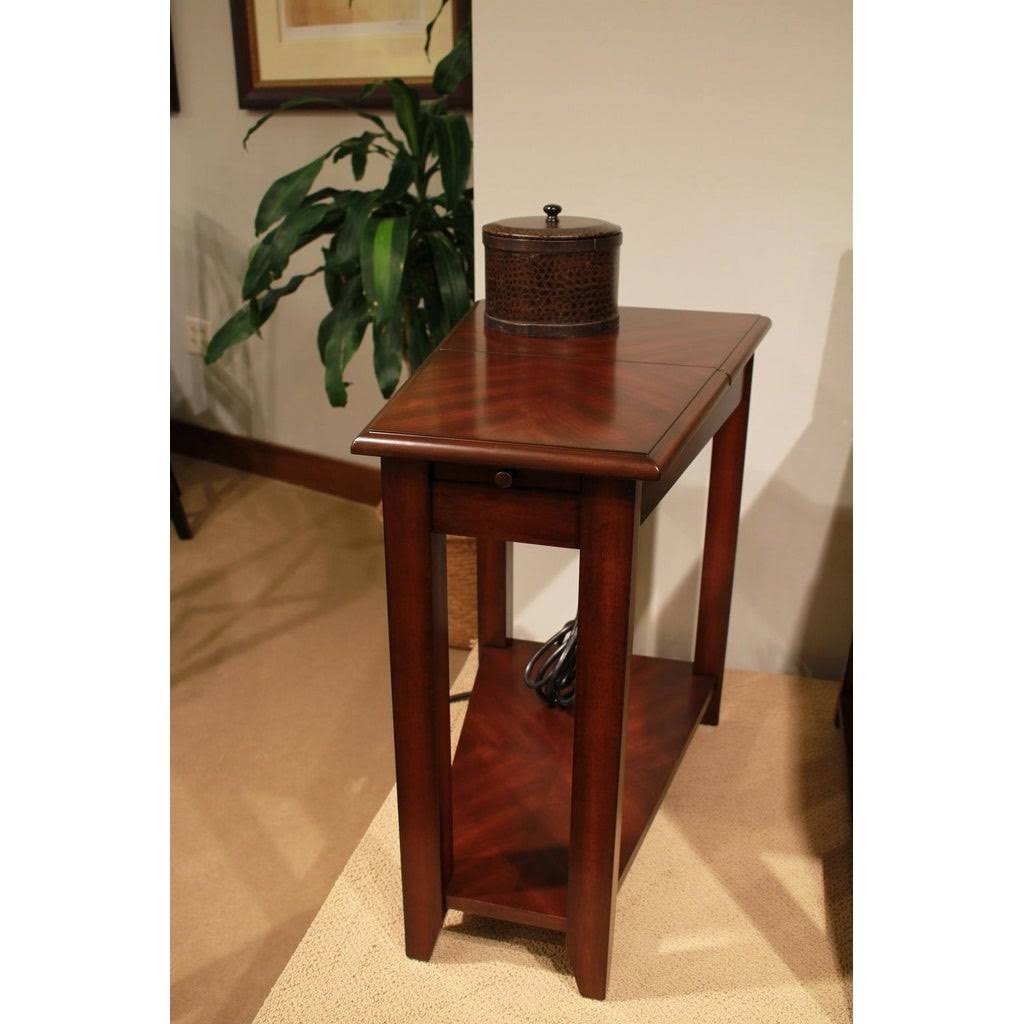 Medium Cherry Chairside Table P872