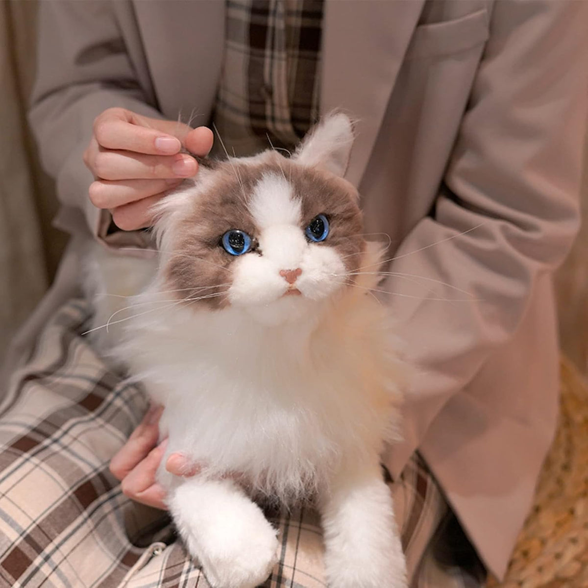 Handmade Lifelike Real Size Cat Plush Toy A26182