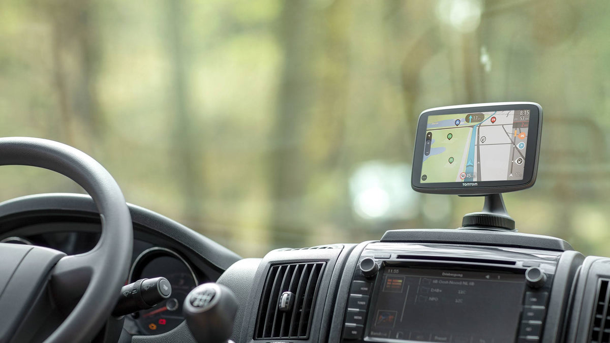 Campervan and Caravan Sat NAV R16646