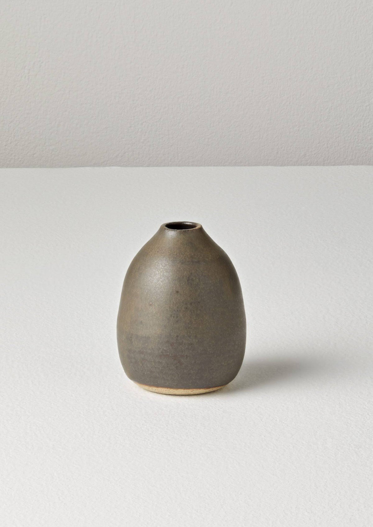 Miniature Seed Vase W9072