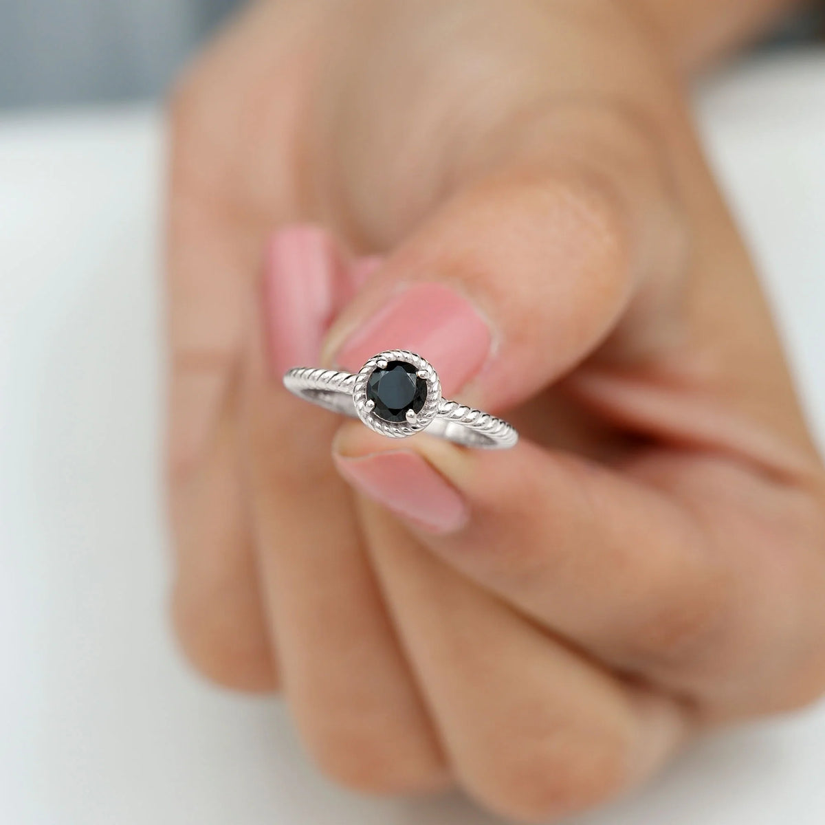Natural Black Onyx Solitaire Ring, 925 Sterling Silver, US 4.00 V7084