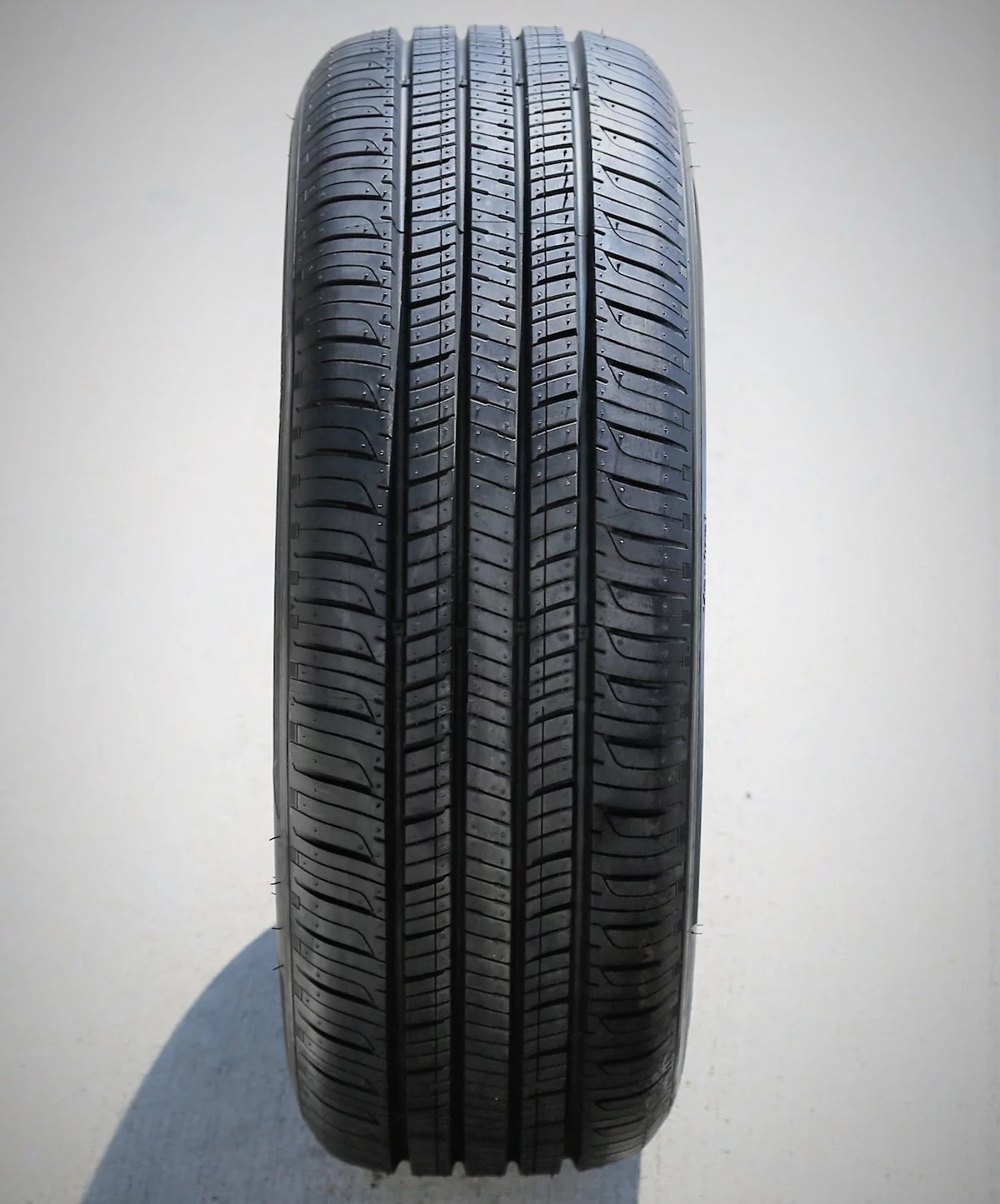 205/55R16 91H All Season Passenger Tire K16694