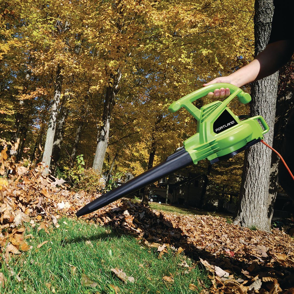 12 Amp 3-in-1 Electric Blower Vacuum Mulcher V77179
