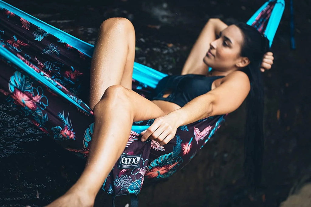 Tie Dye/Red DoubleNest Hammock P91639